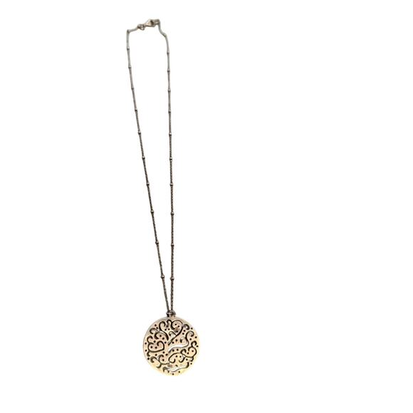 Silpada 925 Sterling Silver Cut Out Circle  Pendant Necklace - Picture 1 of 7